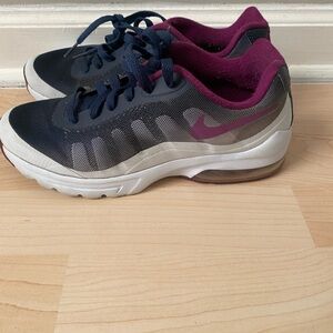 Nike Air Max Invigor Port Wine Purple 749862-400 Sneakers Shoes Womens Size 7,5